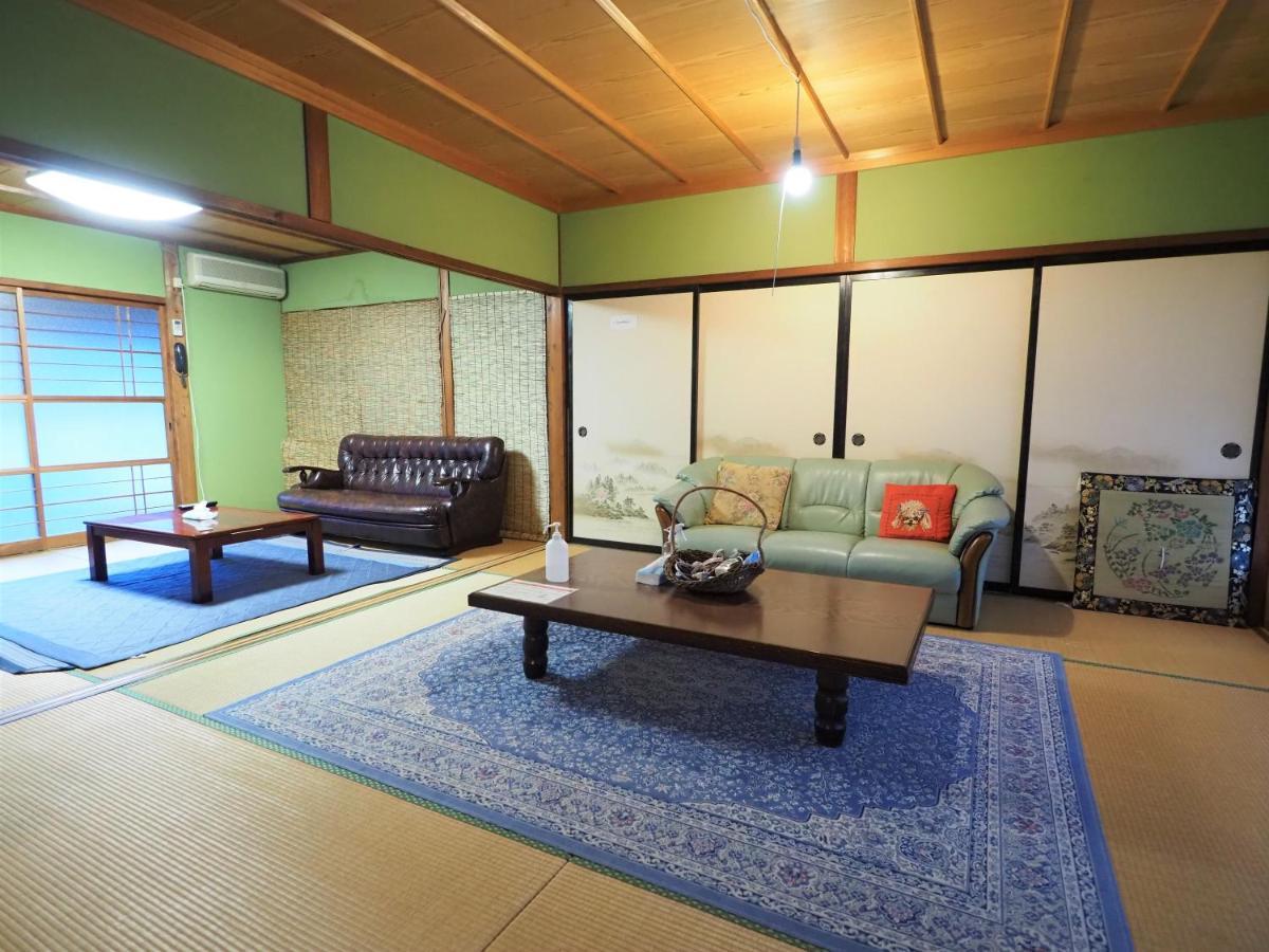 四国旅行のhub拠点 古民家ゲストハウス Heso Camp Miyoshi  Exterior photo