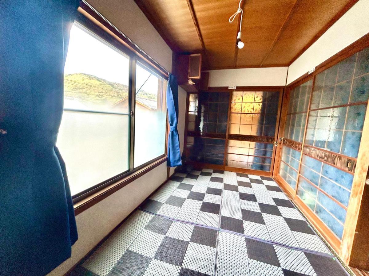 四国旅行のhub拠点 古民家ゲストハウス Heso Camp Miyoshi  Exterior photo